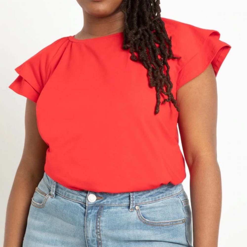 NWOT Eloquii Ruffle Shoulder Tee Size 18/20